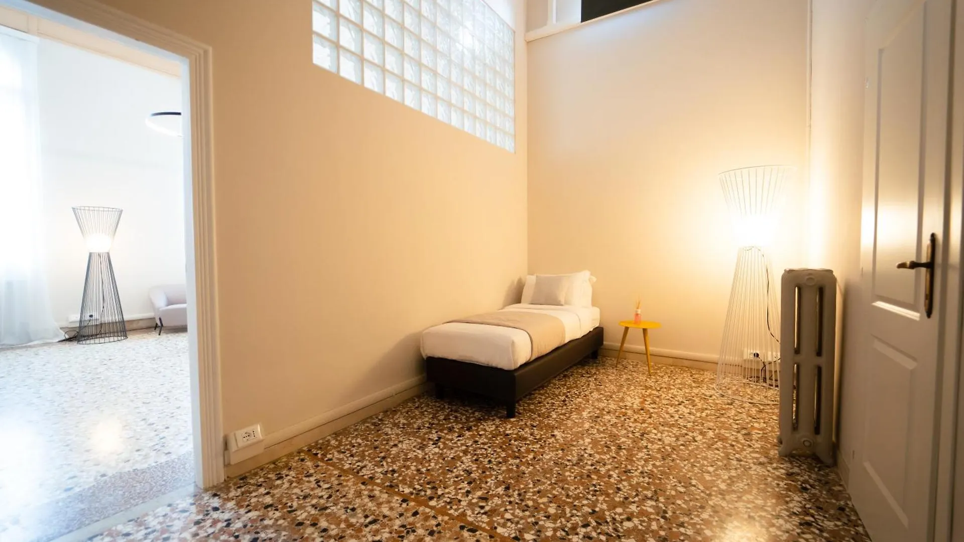 Elegance Calatrava Apartment Venice